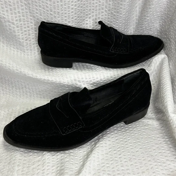 Sbicca 9 Women’s Corduroy Black Loafers EUC - Picture 2 of 8